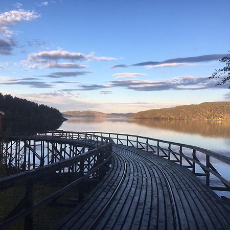 Апартаменти Stille Og Landlig, Men Sentrumsnaer Leilighet Намсус Екстер'єр фото